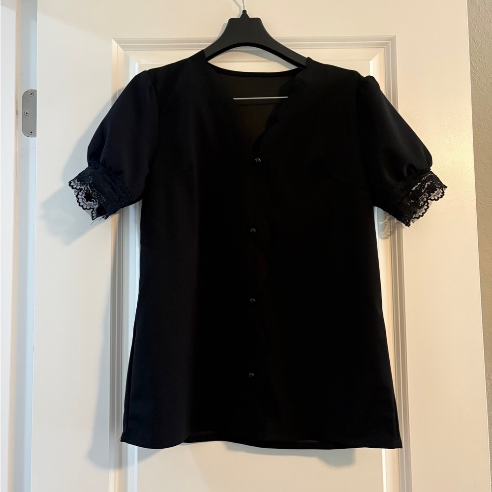 Temu size S black short sleeve top, fake buttons.  Lace trimmed sleeves